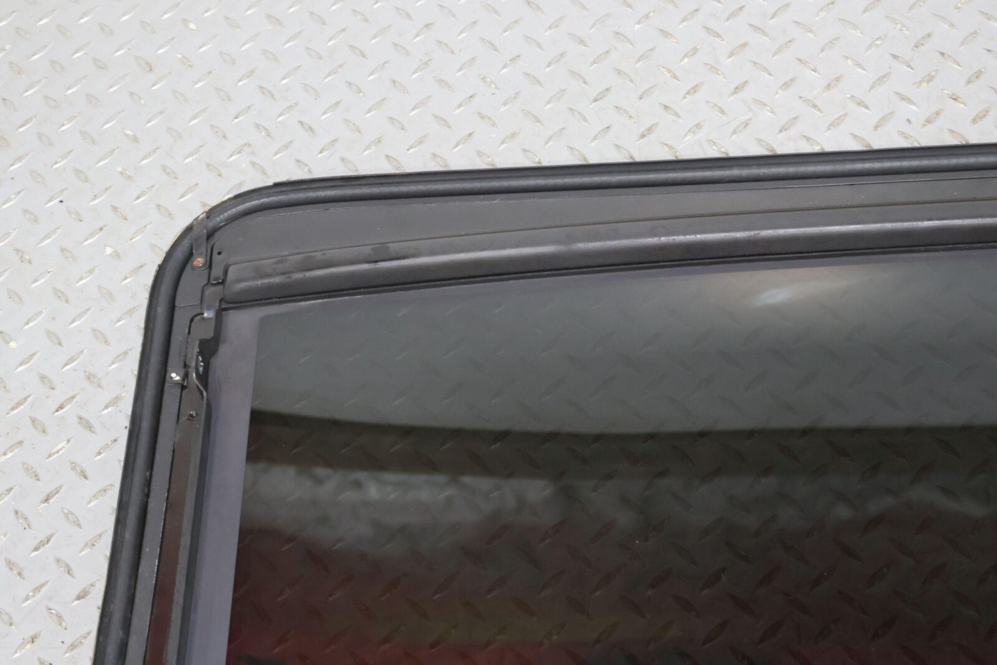 03-09 Hummer H2 SUV Sunroof Window Glass (Glass Only) OEM