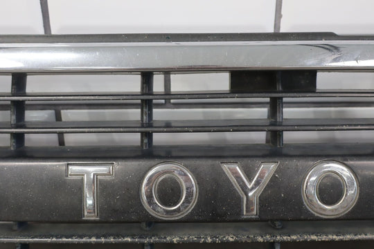 91-94 Toyota Land Cruiser Upper Grille Weathered See ALL Photos