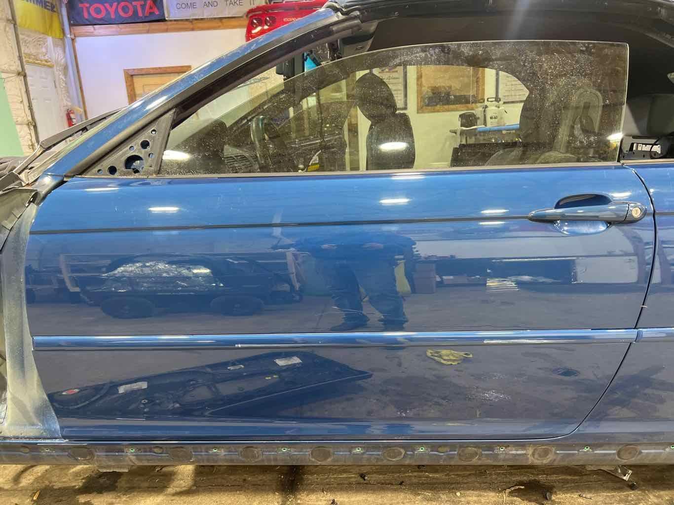 01-06 BMW E46 M3 Convertible Left LH Door W/Glass (Topaz Blue Metallic 364)