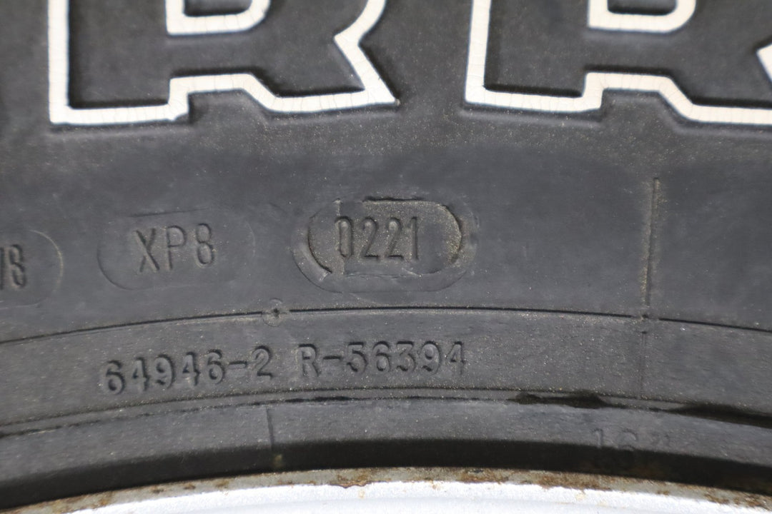 47372572