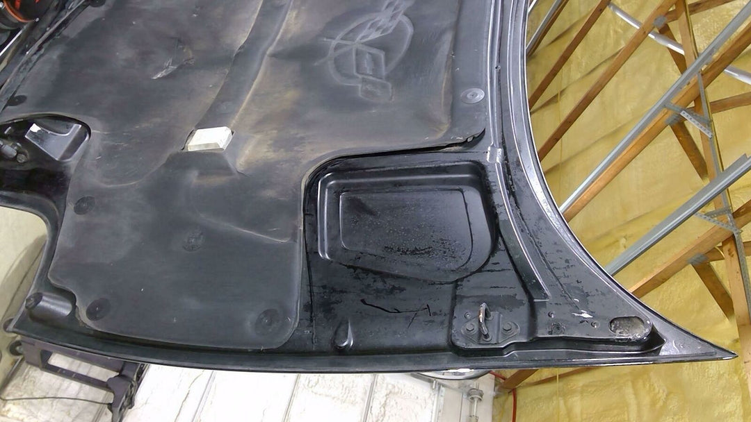 97-04 Chevy C5 Corvette Hood (Black 41U) See Description