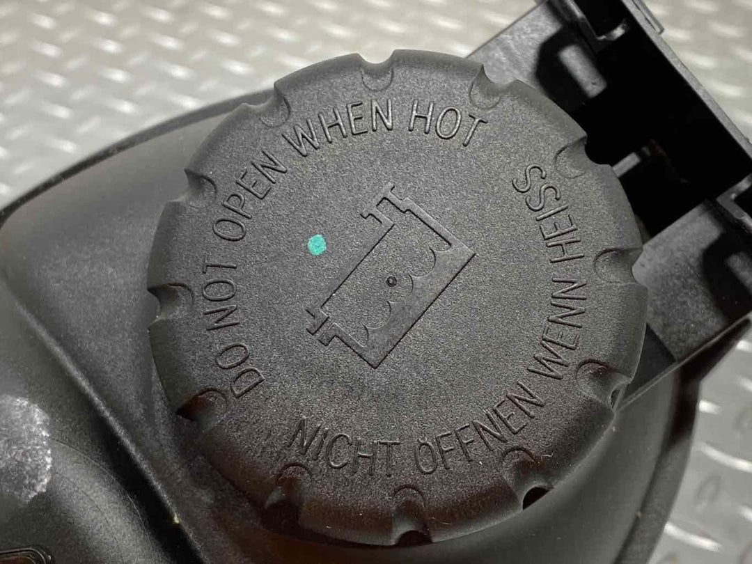 15-20 Mercedes C63s W205 Engine Coolant Recovery Reservoir Bottle W/ Cap OEM