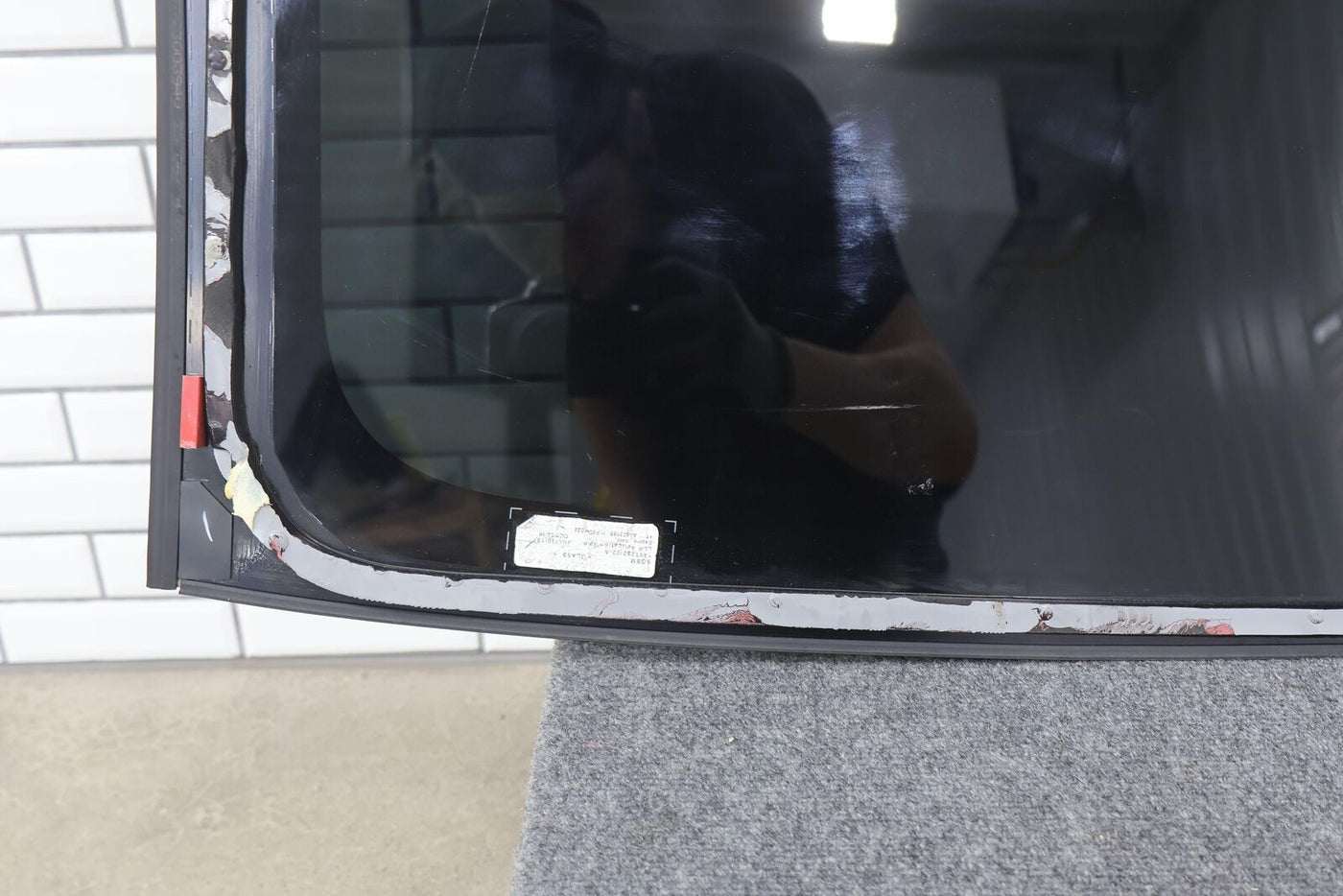 17-23 Tesla Model 3 Fixed Sunroof Glass Panel (Mild Seal Damage) See Photos