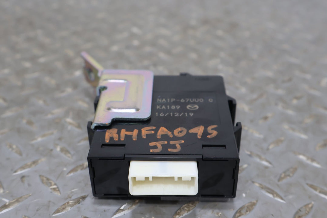 https://i.ebayimg.com/00/s/MTA2N1gxNjAw/z/vTYAAeSwtrFp0TIl/$_57.JPG?set_id=8800005007