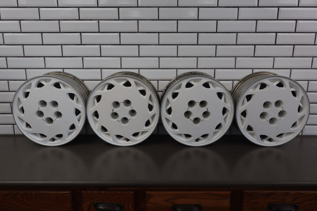 1986-1990 Toyota Supra MA70 (7MGE Non-turbo) Set 4 Directional 16x7 White Wheels