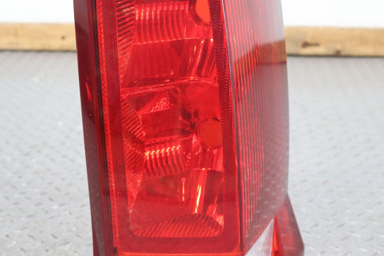 03-06 Cadillac Escalade Long Wheel Base Rear Right RH Tail Light (Tested) Hazy