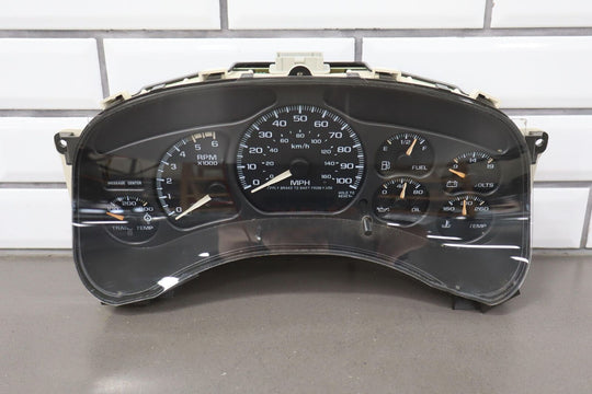 01-02 Chevy GMC Silverado Sierra Gas Speedometer Cluster with Trans Temp 155k