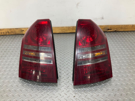 05-07 Chrysler 300 SRT80 Pair Left & Right Rear Tali Lights DEPO (Tested)