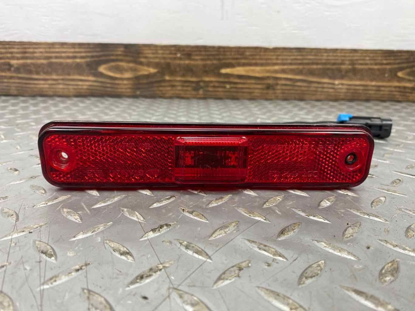 03-09 Hummer H2 Right RH Rear Red LED Side Marker Light/Lamp OEM TESTED