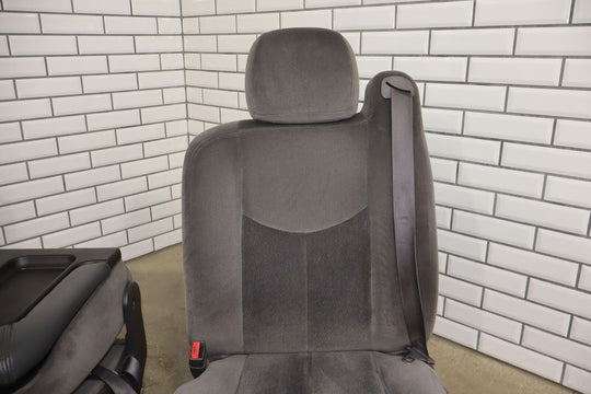 03-07 GMC Sierra / Silverado Cloth Bench Front Seat with Jump Seat (Dark Pewter)