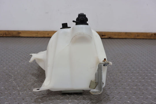 11-22 Dodge Challenger Windshield Washer Fluid Reservoir W/ Pump & Lid