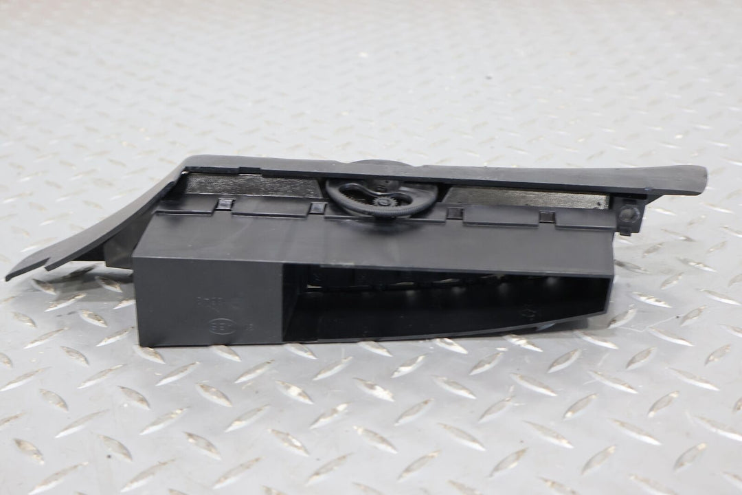 90-93 Chevy C4 Corvette Interior Center Dash A/C Vent (Black 19i) See Notes