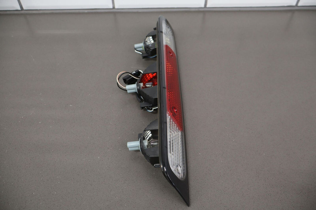 19-22 Ram 1500 Crew Cab OEM Incandescent 3rd Brake Light W/Black Housing -Tested