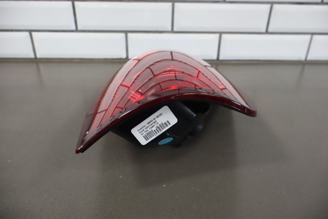 https://i.ebayimg.com/00/s/MTA2N1gxNjAw/z/5BkAAeSwDgxp5nGv/$_57.JPG?set_id=8800005007