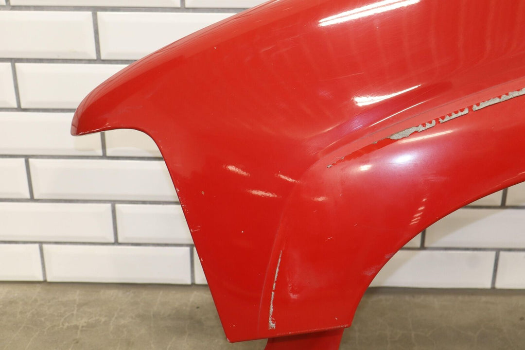 99-02 Chevy Silverado 99-06 Tahoe/Yukon Driver Left Fender Victory Red 74U