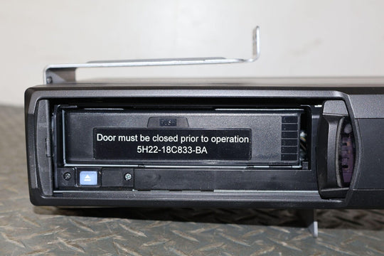 10-11 Range Rover CD DVD Changer OEM W/ Mounts (AH32-19C043-AA) Untested