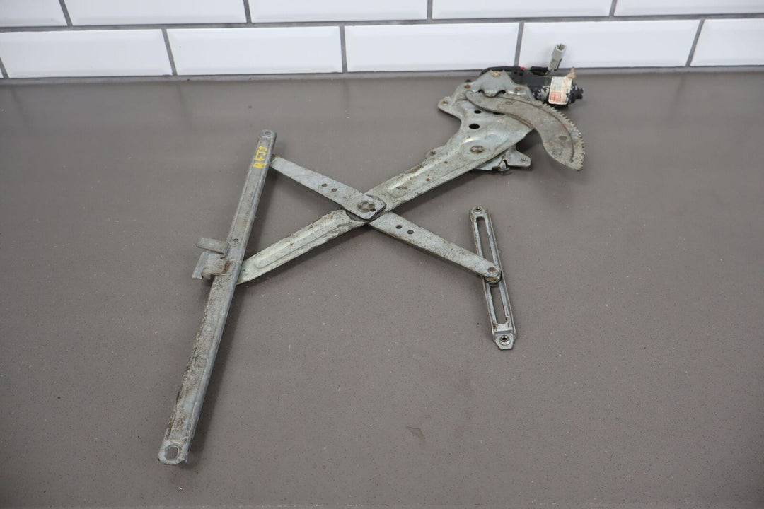 91-97 Toyota Land Cruiser FJ80 Front Right Door Window Regulator & Motor Tested