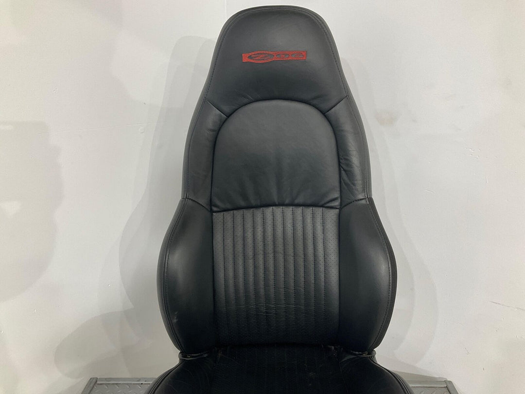 97-04 Chevy C5 Corvette Z06 Right RH Passenger Leather Bucket Seat (Black 19i)