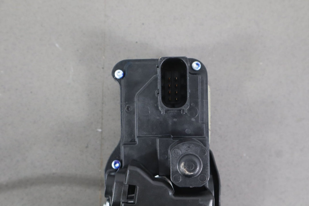 https://i.ebayimg.com/00/s/MTA2N1gxNjAw/z/P~IAAeSw9zpqBJHG/$_57.JPG?set_id=8800005007