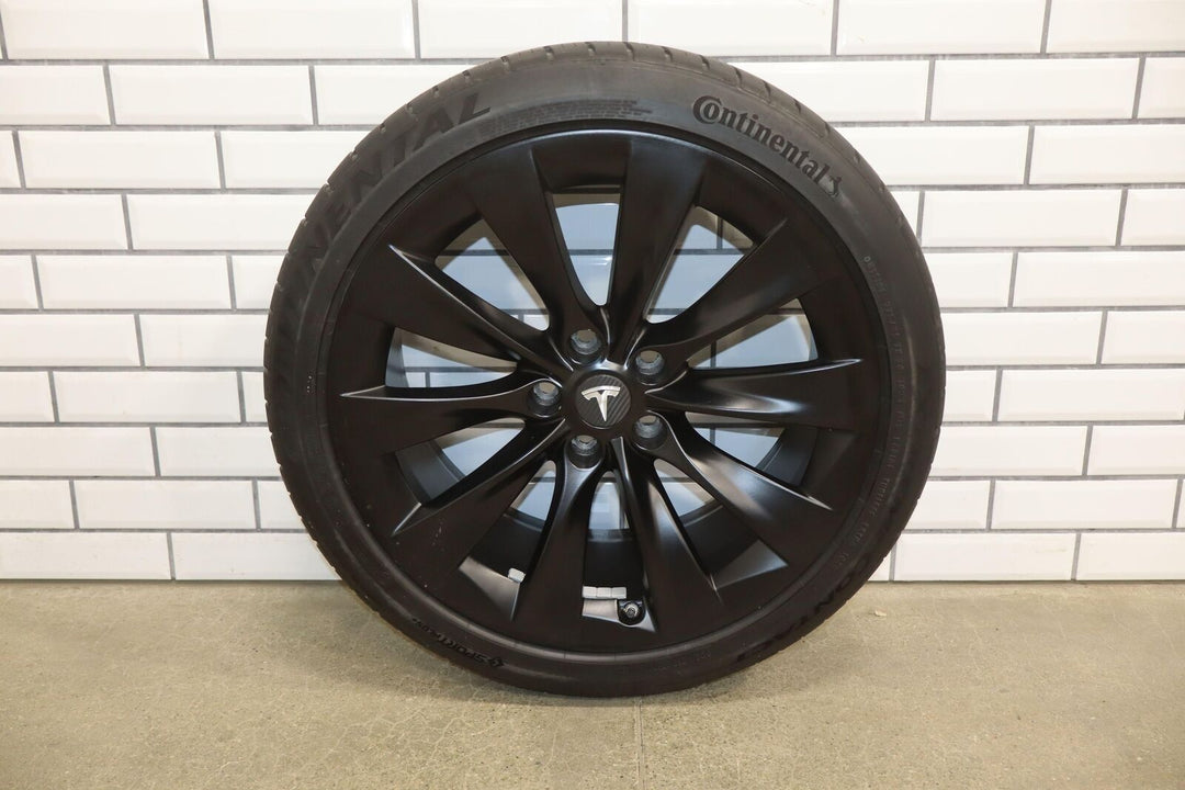 2012-2020 Tesla Model X OEM 20x9.5 Slipstream Wheel / Tire Set Powder Coated