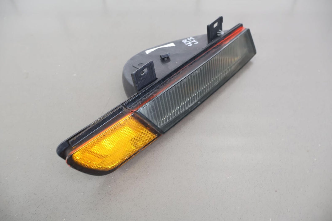 91-96 Chevy C4 Corvette Front Right RH Cornering Light Lamp (Bumper Mounted)