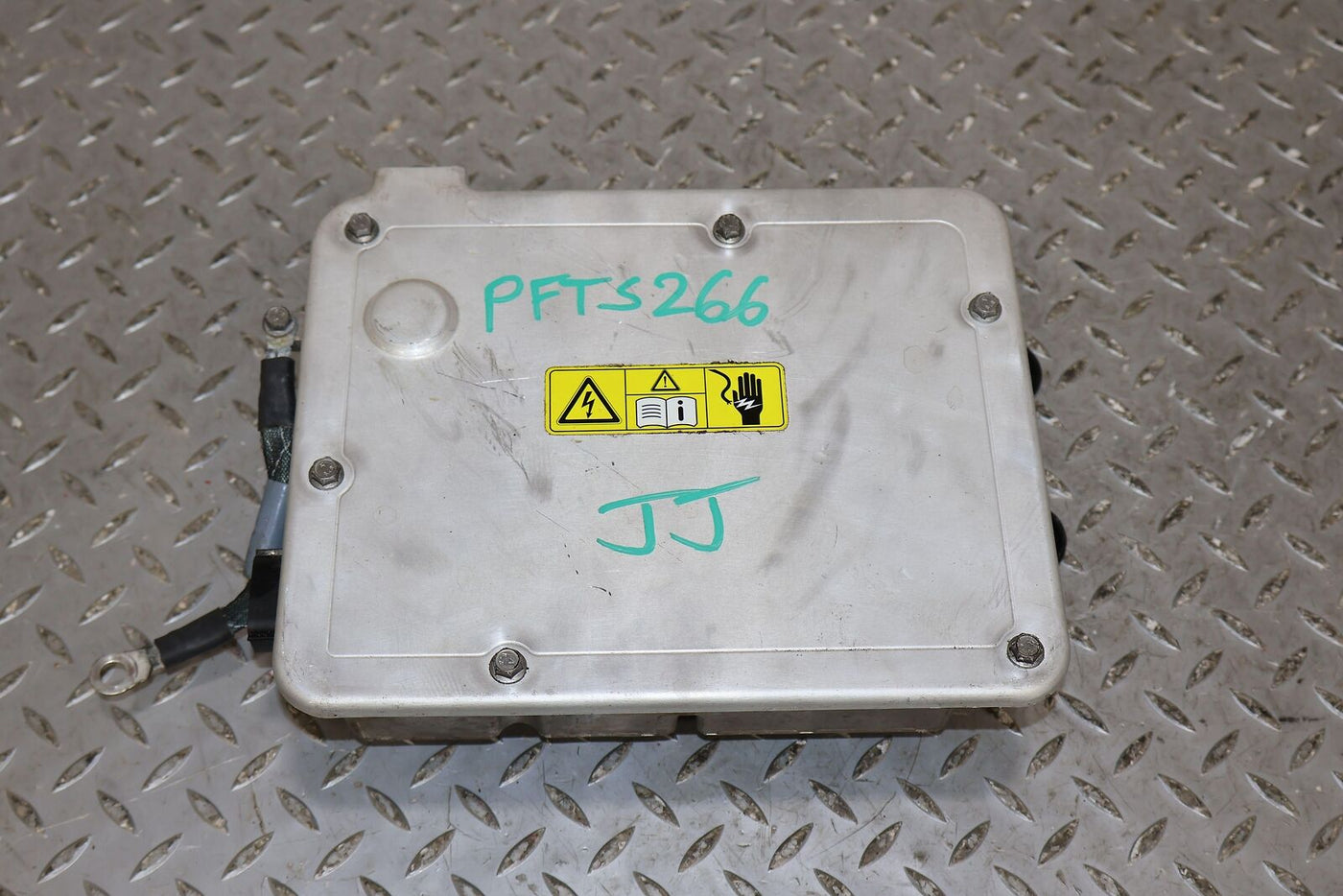 12-16 Tesla Model S Front High Voltage Junction Distribution Box (1028843-01-A)