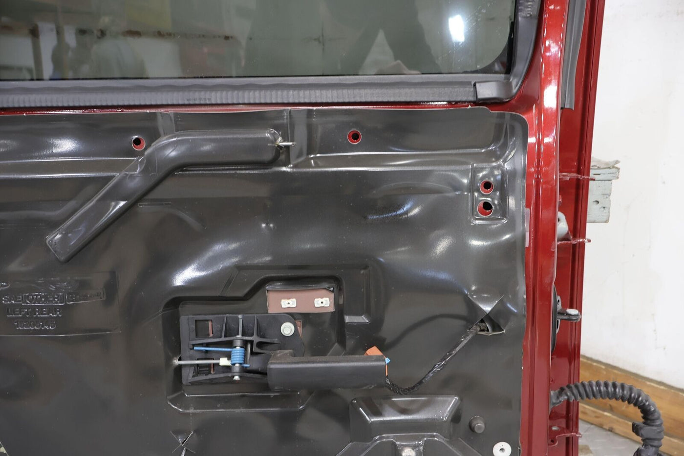 03-09 Hummer H2 Rear Left LH Door W/ Glass (Red Metallic 72U) See Photos