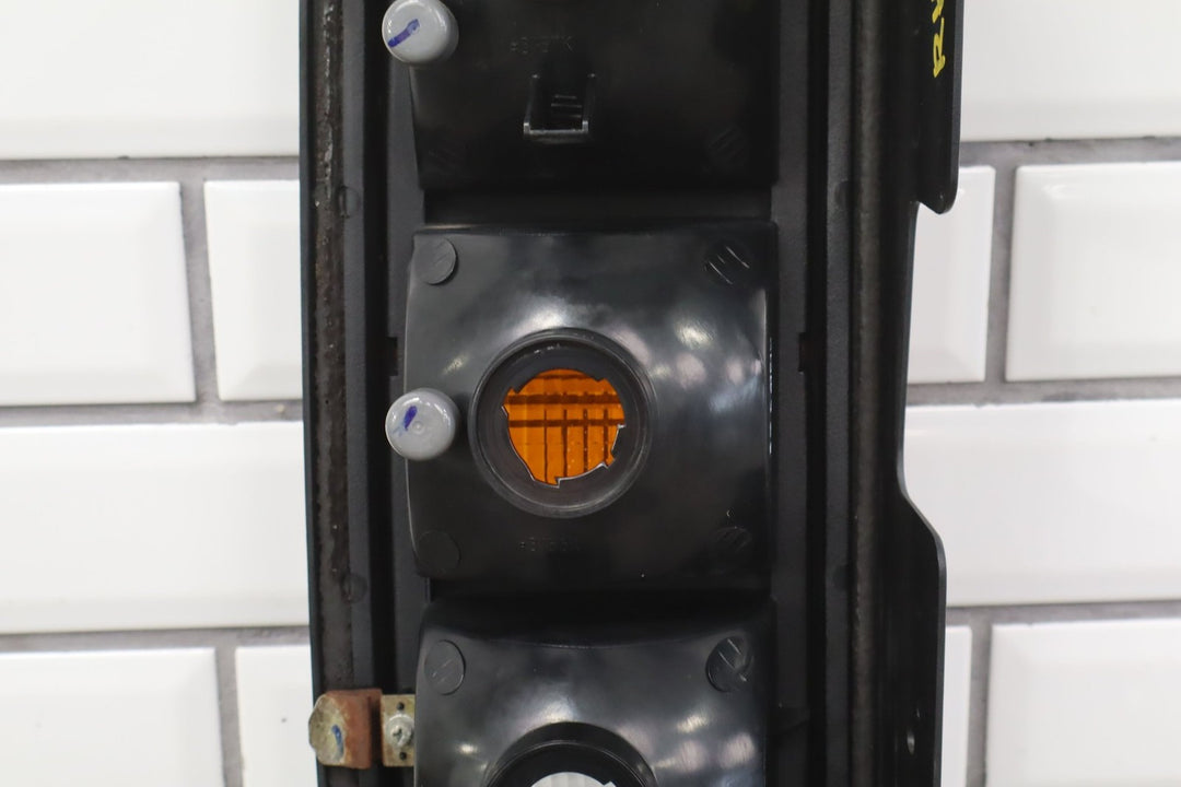 https://i.ebayimg.com/00/s/MTA2N1gxNjAw/z/FvgAAeSw47Fpyr3Z/$_57.JPG?set_id=8800005007