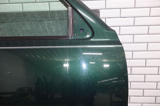 99-06 Silverado Sierra Crew Cab Front Right Electric Door W/ Glass (Dark Green)