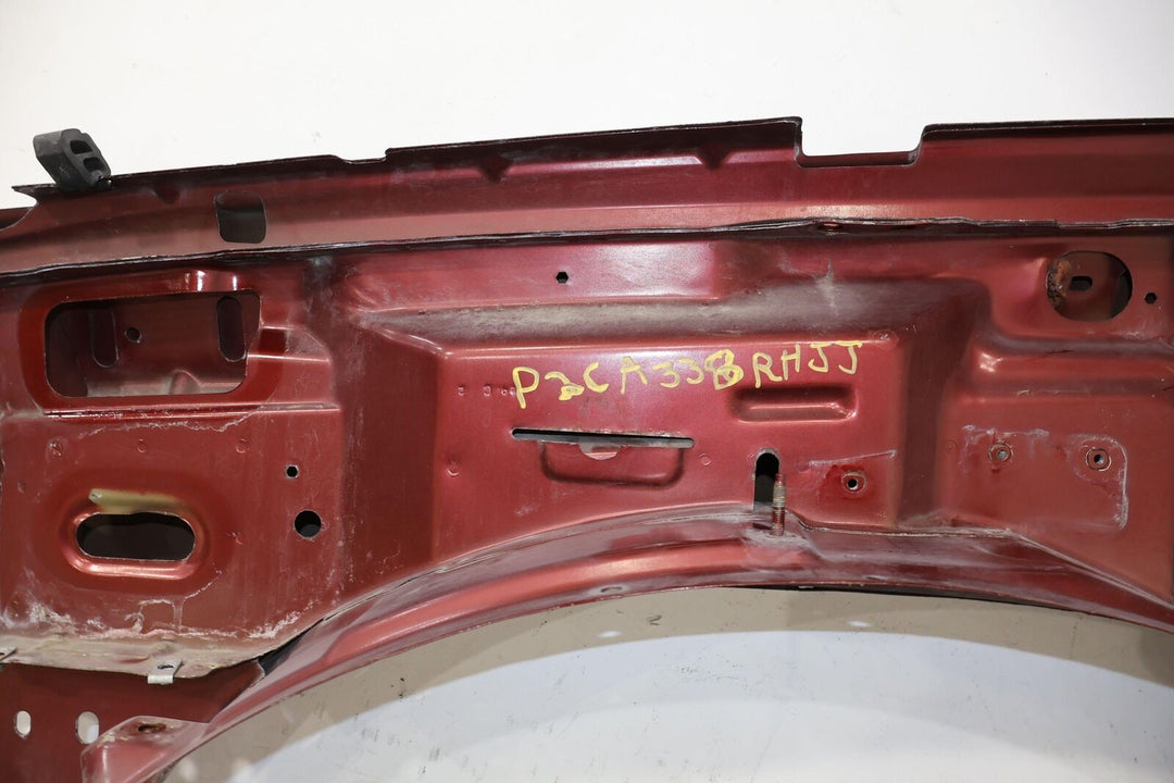 02-06 Cadillac Escalade Front Right RH OEM Fender (Redfire 72U) See Notes