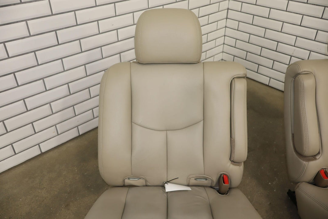 03-06 Chevy Tahoe/ GMC Yukon 2nd Row Bucket Seat Set (Neutral Leather)