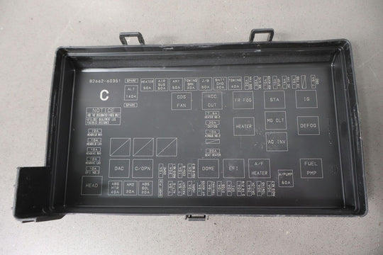 05-09 Lexus GX470 OEM Engine Fuse Relay Junction Box & Partial Harness