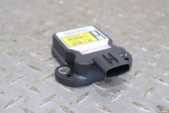 16-19 Nissan Titan XD Diesel Yaw Rate Control Module (174500-6450) OEM