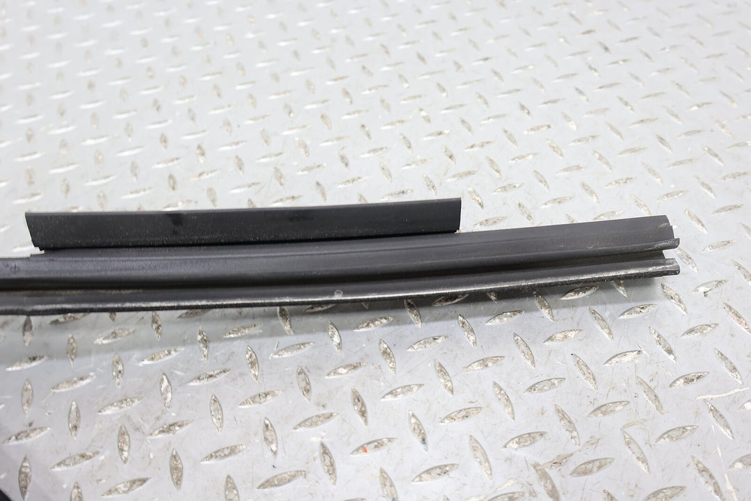 03-10 Bentley Continental GTC Left LH Quarter Window Weather Stripping Seal