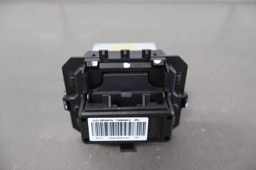 https://i.ebayimg.com/00/s/MTA2N1gxNjAw/z/PX8AAOSwe65mceYV/$_57.JPG?set_id=2