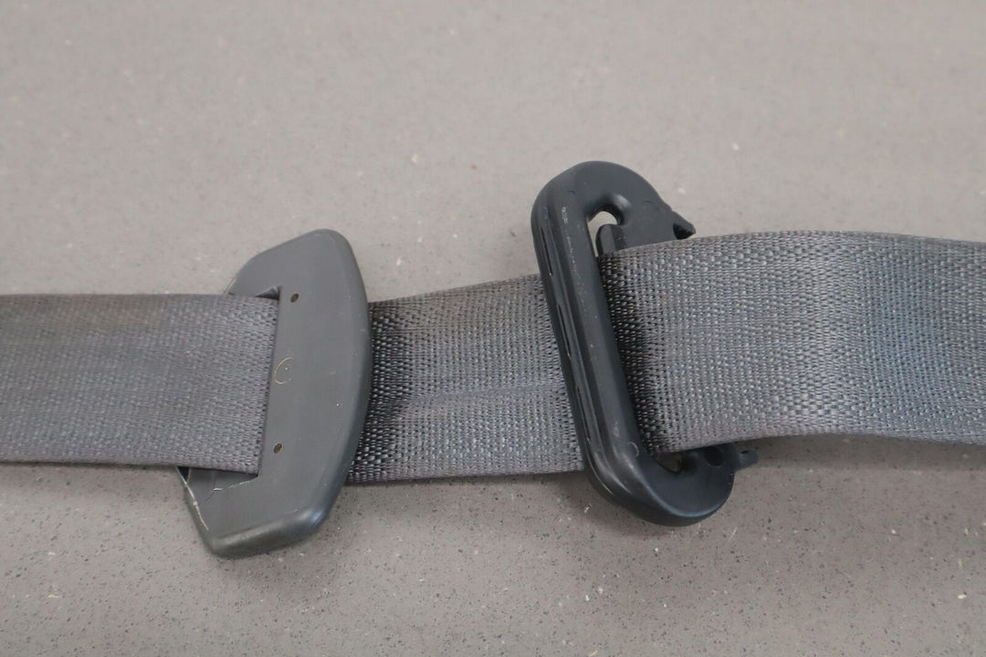 03-07 GMC Sierra Silverado Crew Cab Left Rear Seat Belt Retractor (Dark Pewter)