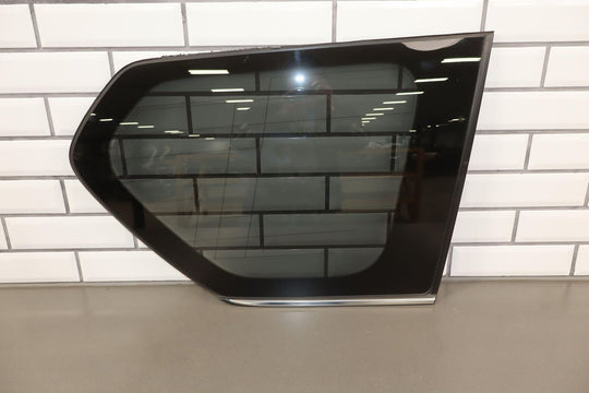 10-23 Lexus GX460 Right Passenger Rear Quarter Glass Window (Antenna)