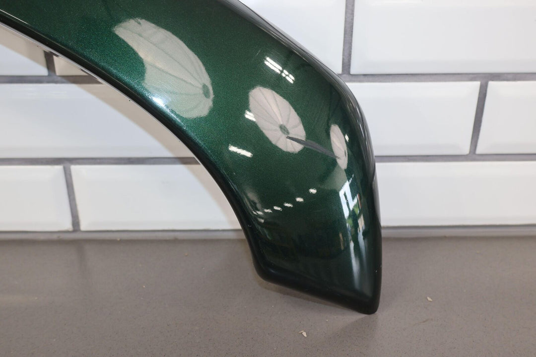 03-06 Silverado Sierra Front Right RH Fender Flare Moulding (Dark Green 47U)