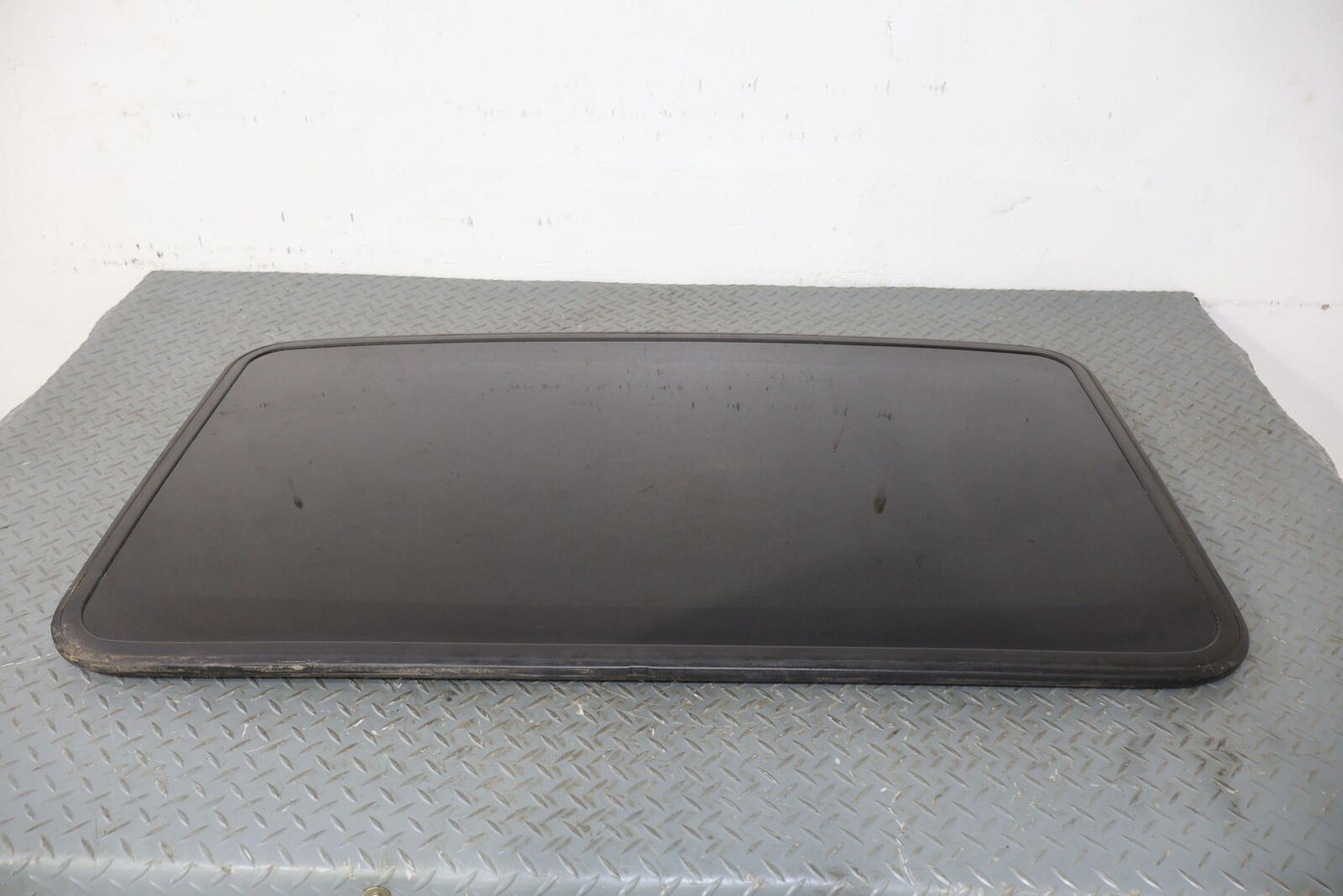 03-09 Hummer H2 SUV Sunroof Window Glass (Glass Only) OEM