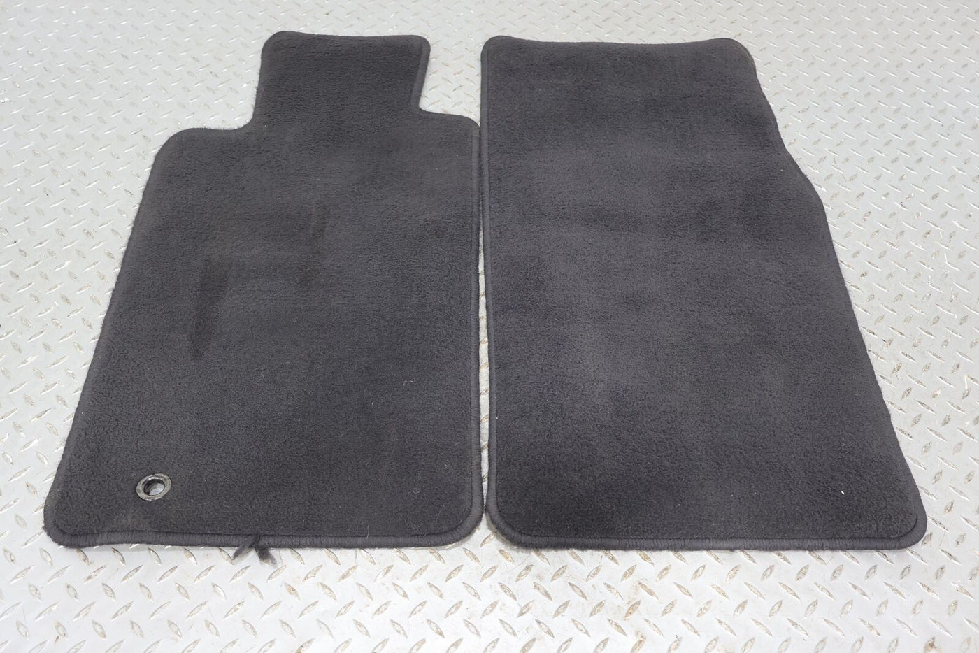 02-05 Ford Thunderbird Pair Left & Right Cloth Interior Floor Mats (Black BW)