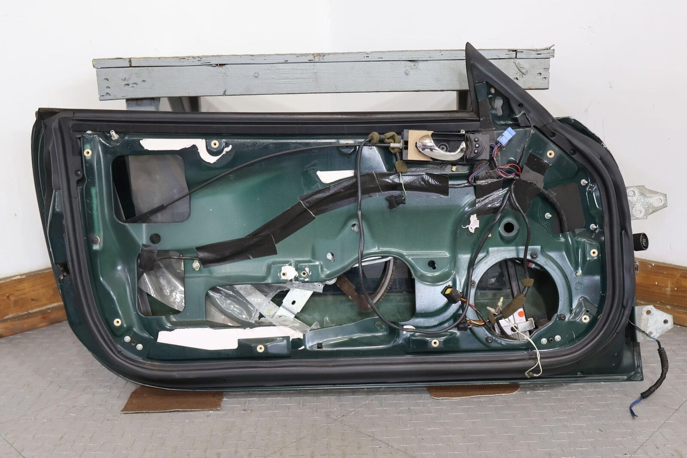 97-04 Jaguar XK8 Left Driver Door W/Glass (British Racing HFB) 1 Visible Ding