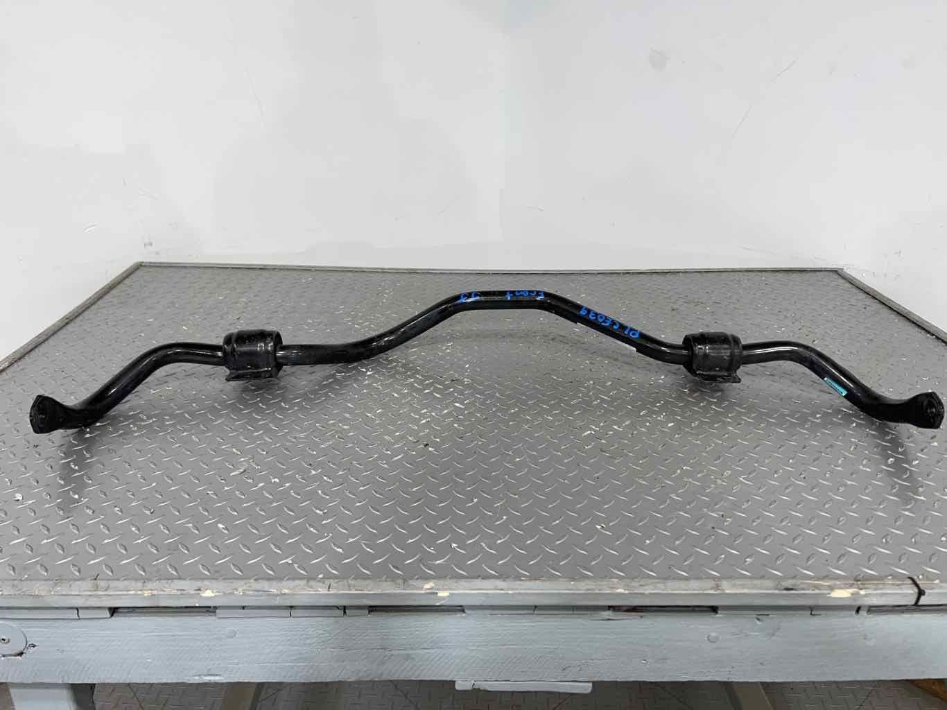 17-22 Chevy Camaro SS Coupe 1LE Front Stabilizer Sway Bar (ID BHMK) OEM 84458196