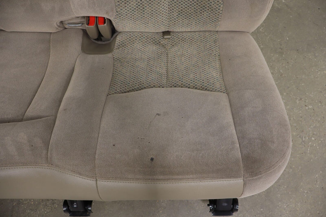 03-06 Chevy Tahoe 2nd Row Cloth Bench Seat (Tan) See Photos/Description