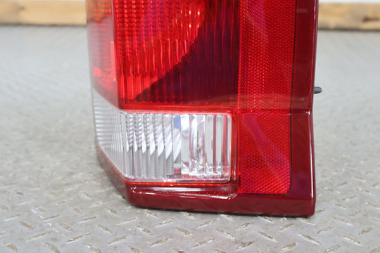 02-06 Cadillac Escalade Short WB Rear Right RH Tail Light Lamp (Tested) OEM