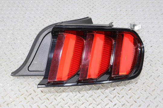 15-18 Ford Mustang Right RH Passenger OEM LED Tail Light Lamp (Tested)