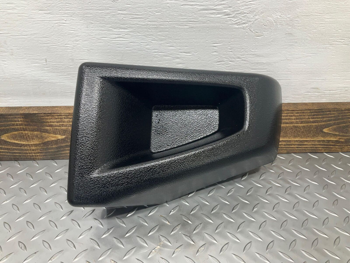 03-09 Hummer H2 Driver Left LH Bumper End Cap / Winglet (Black Textured)