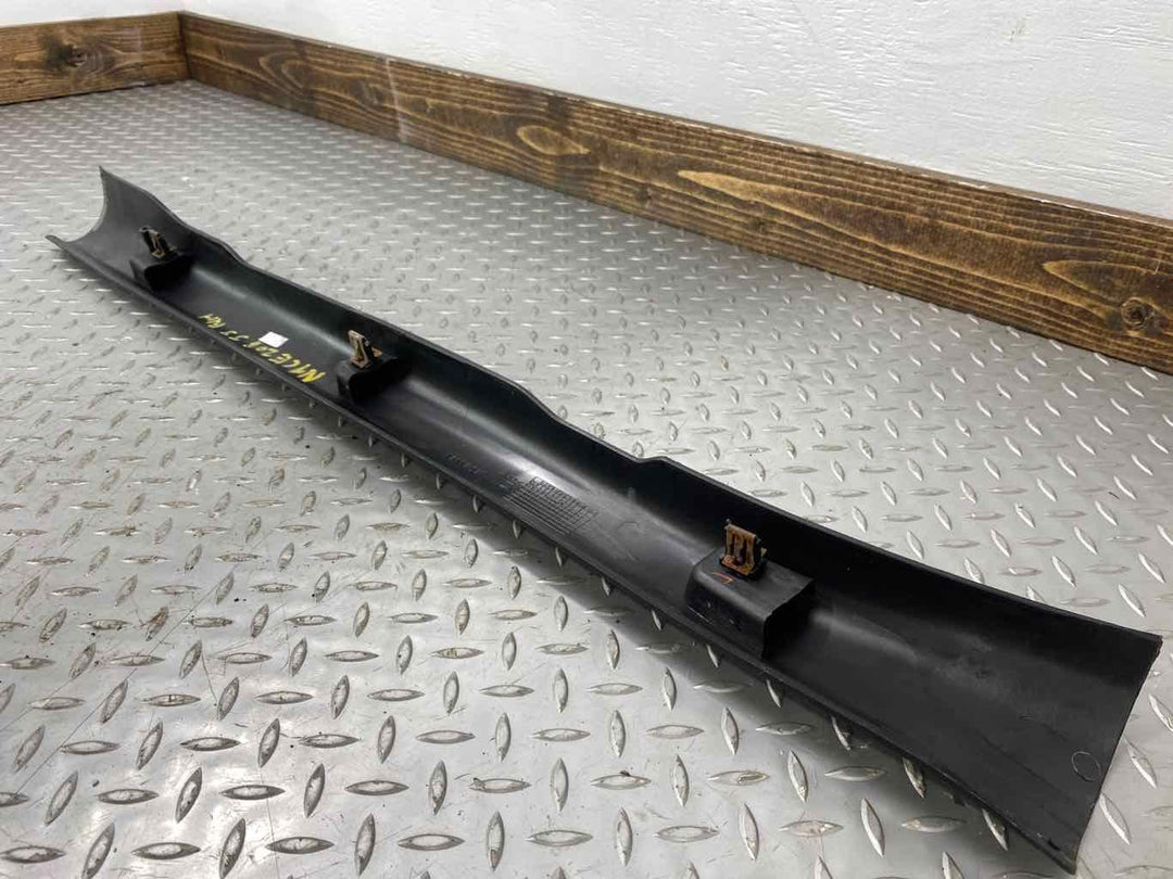 03-06 Chevy SSR RH Passenger Lower Sill Trim Panel (Black / SSR)