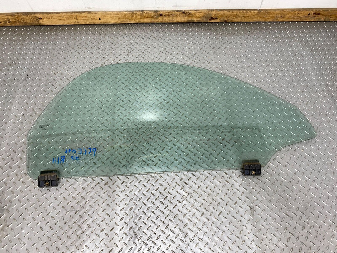 03-06 Chevy SSR Front Right RH Passenger Door Window Glass (Glass Only)