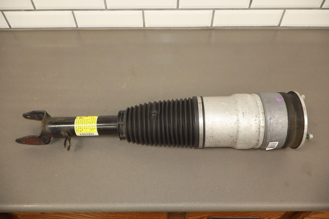 2012-2017 Tesla Model S RWD Right Front Air Suspension Strut Tested 6006351-00-C