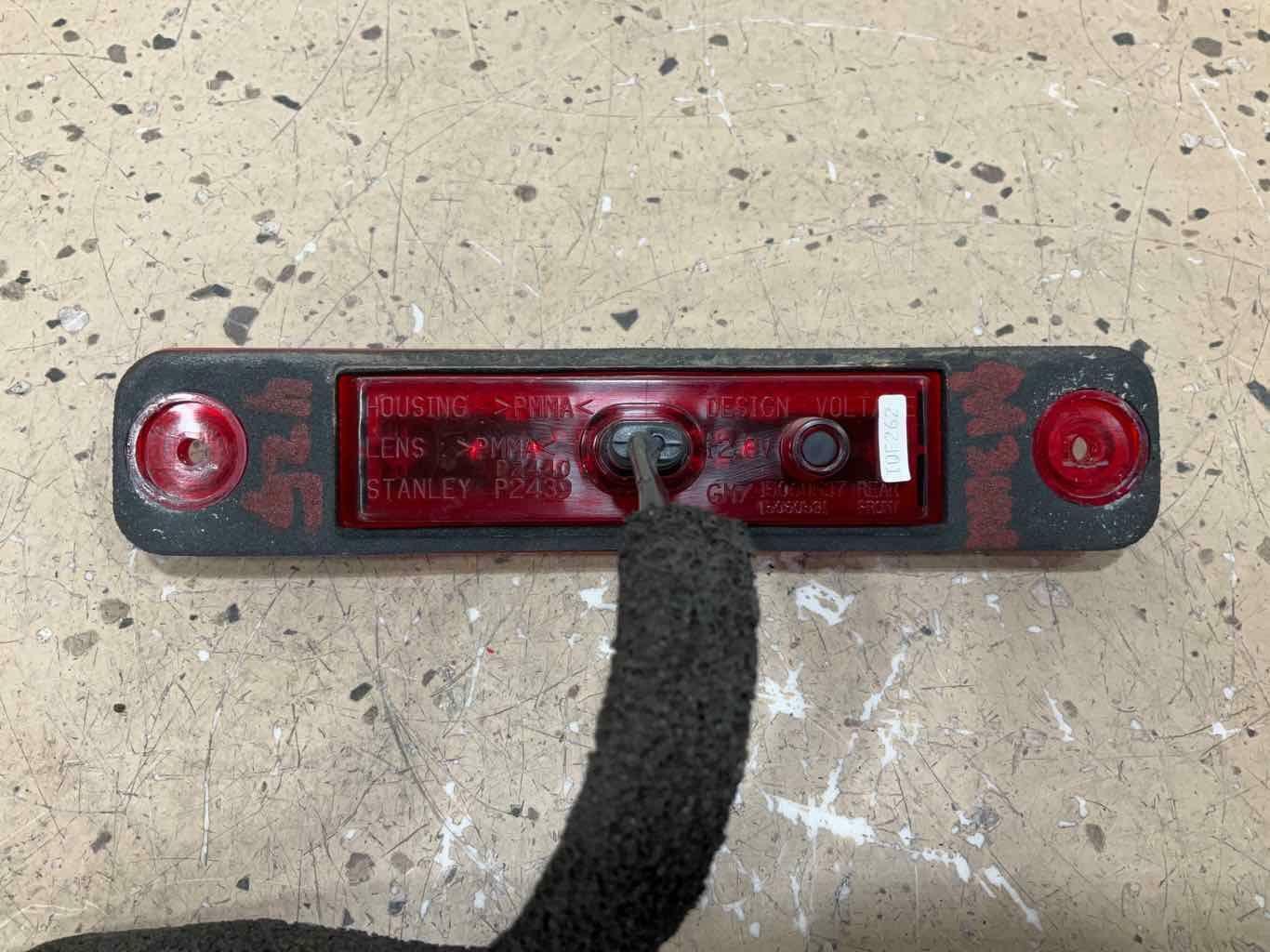 03-09 Hummer H2 Rear LED Side Marker Light (Red)